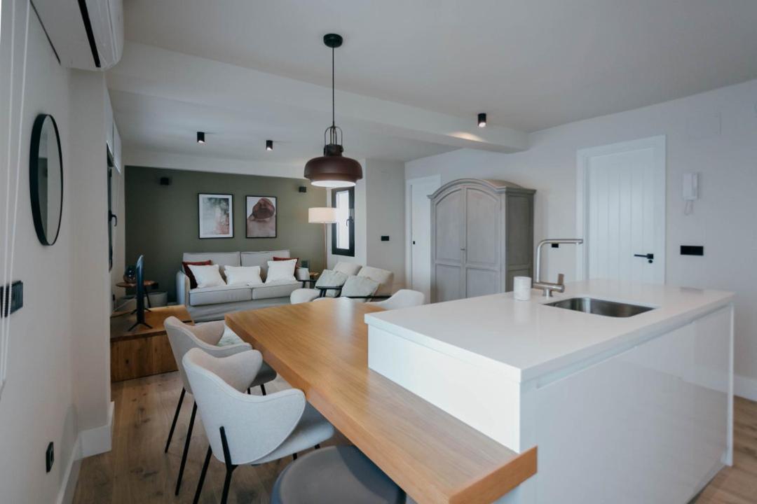 Elegant And Luxury 2Bd 2Bth- Alfalfa Seville Exterior photo